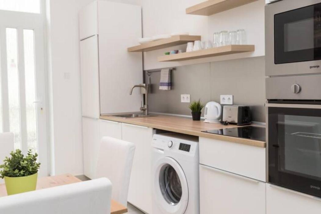 Hi-Bp Sunny Home Apartments In The Heart Of بودابست المظهر الخارجي الصورة