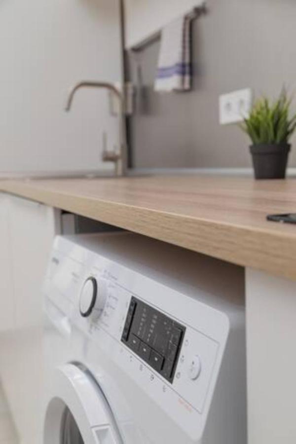 Hi-Bp Sunny Home Apartments In The Heart Of بودابست المظهر الخارجي الصورة
